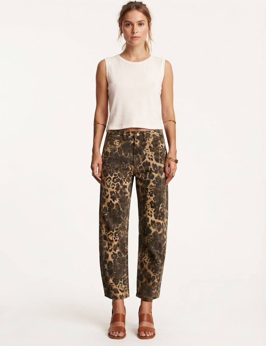 DelphineAshgroveBarrelJeansWithLeopardPrintForWomen-model.jpg