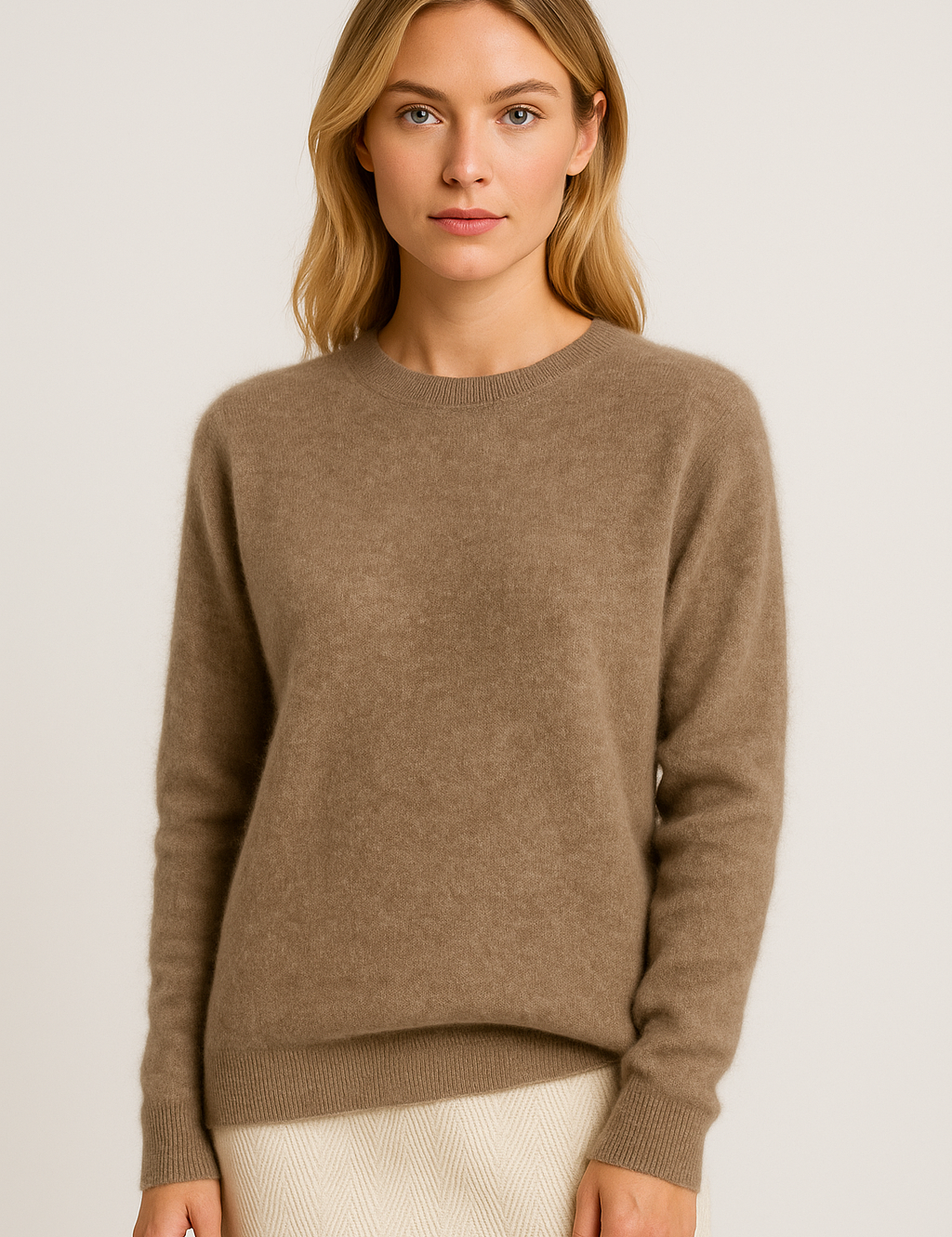 Freya Harper | Classic Crewneck Cashmere Sweater For Women