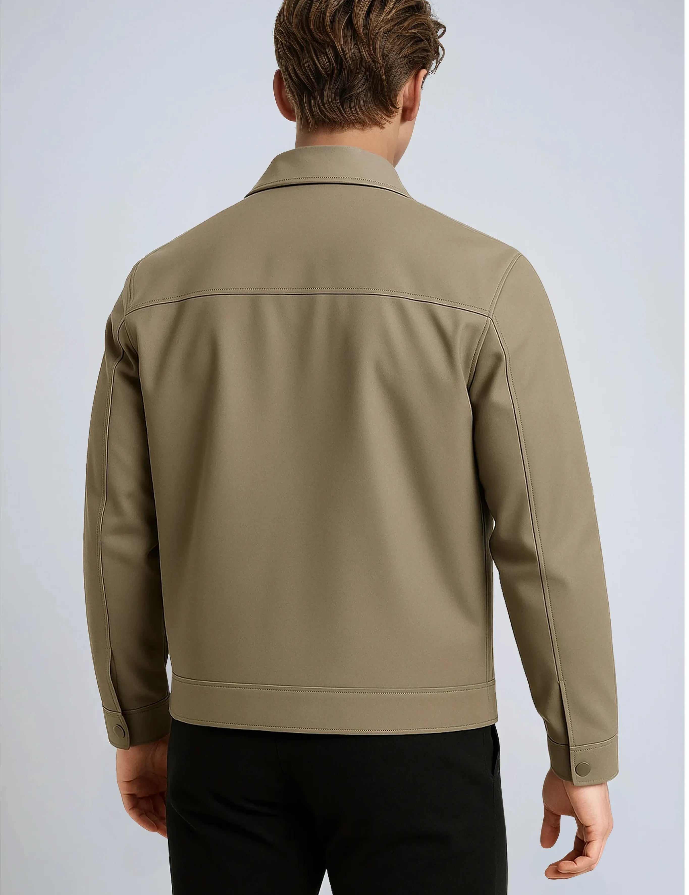 Khakifarbene_Freizeitjacke_1.webp