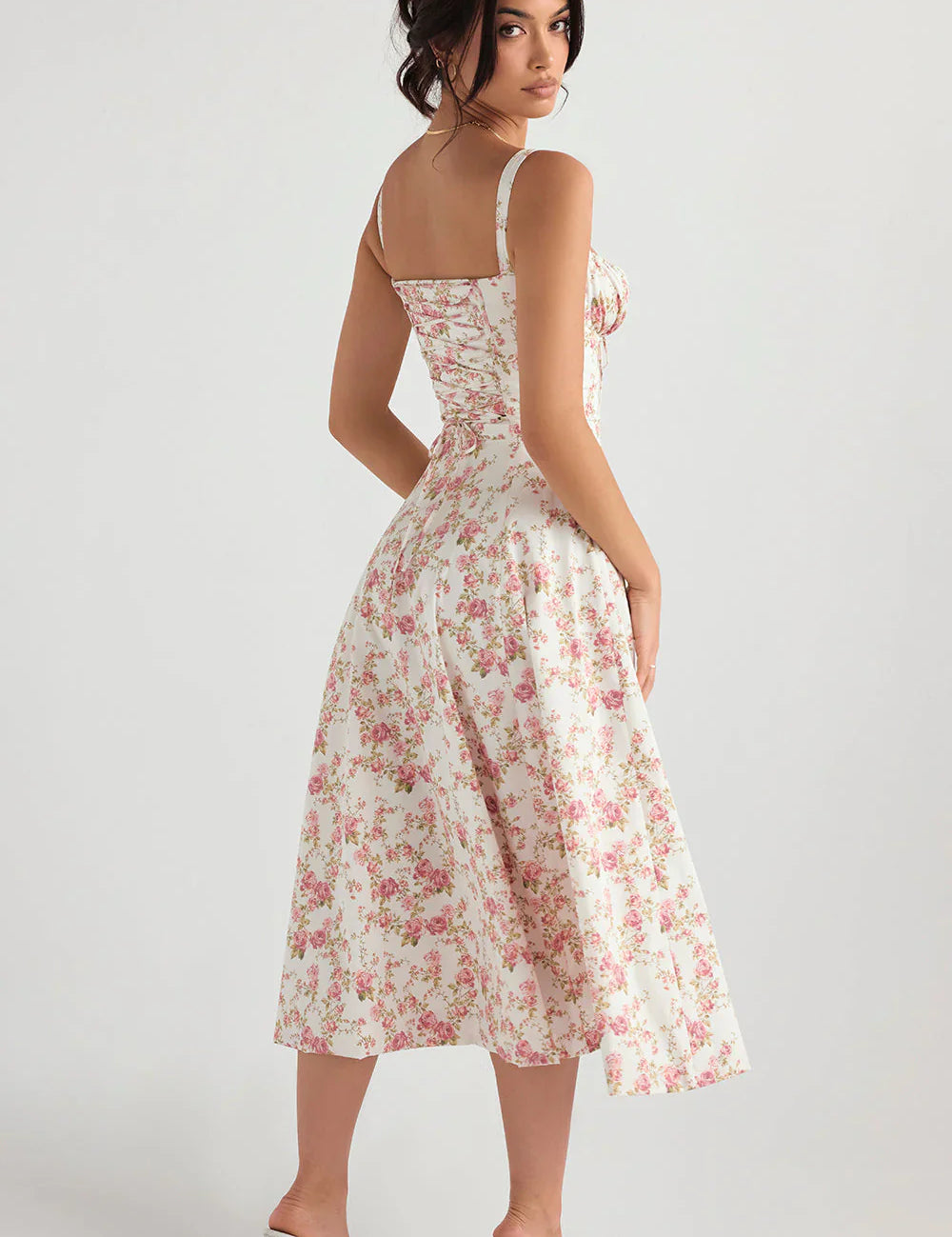 Kiana_pink_back.webp