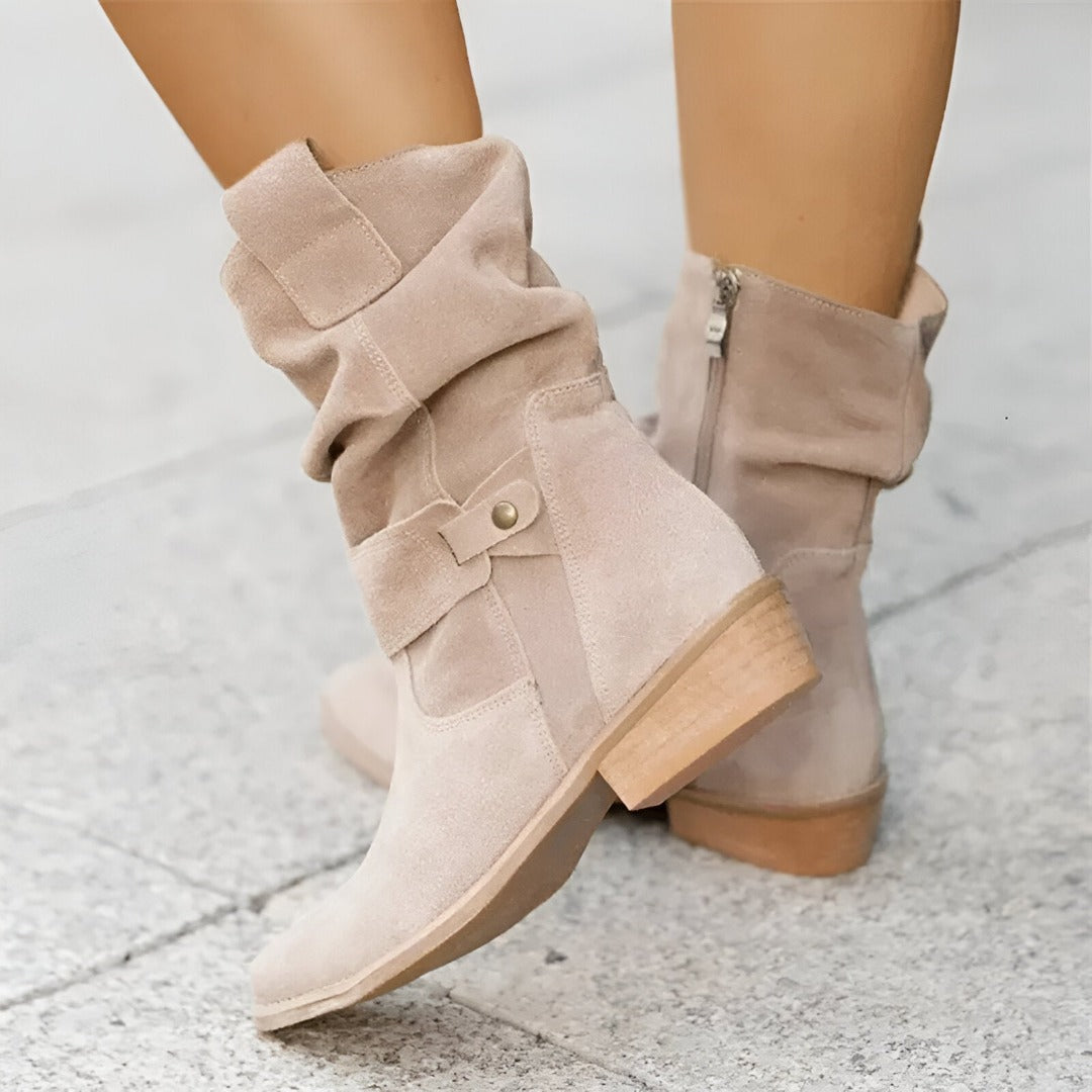 LASSIGE_STIEFEL_MIT_WEICHEM_FUSSBETT_0.jpg