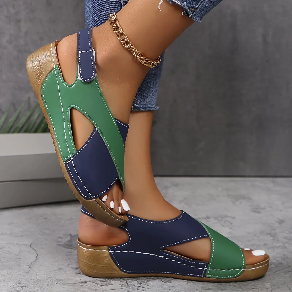 Luna_sPlayfulEscapeColorblockSandals_10.webp