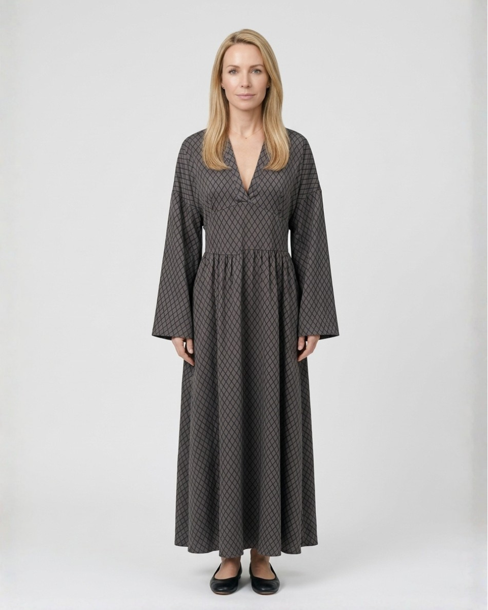 Luna_s_Radiant_Allure_Long_Sleeve_Maxi_Dress1.png