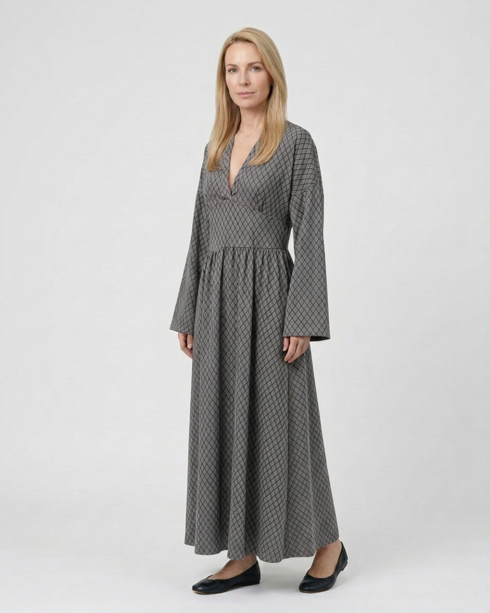 Sophie Delacroix | Elegant Long Sleeve Maxi Dress With Flowing Silhouette For Women