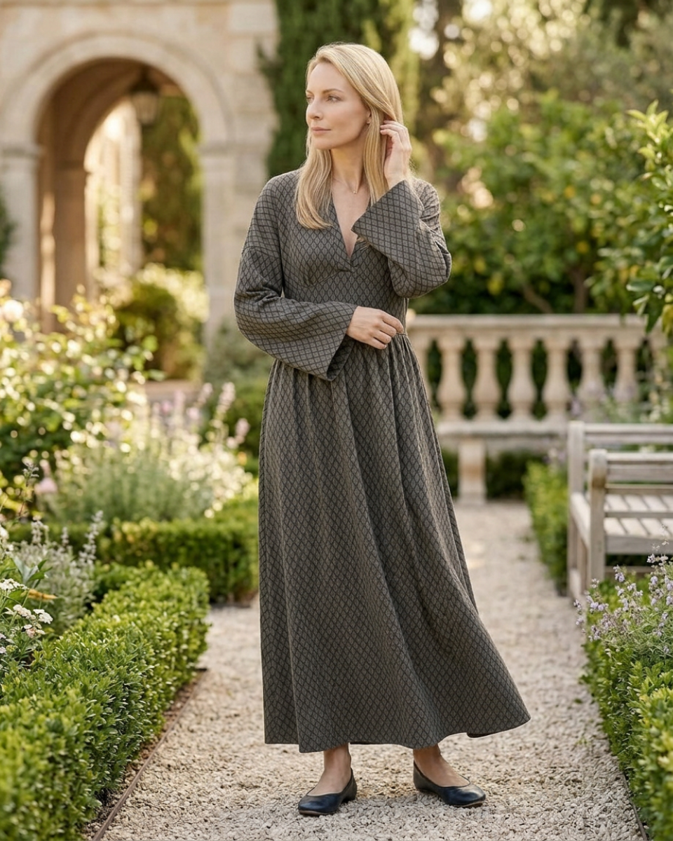 Sophie Delacroix | Elegant Long Sleeve Maxi Dress With Flowing Silhouette For Women
