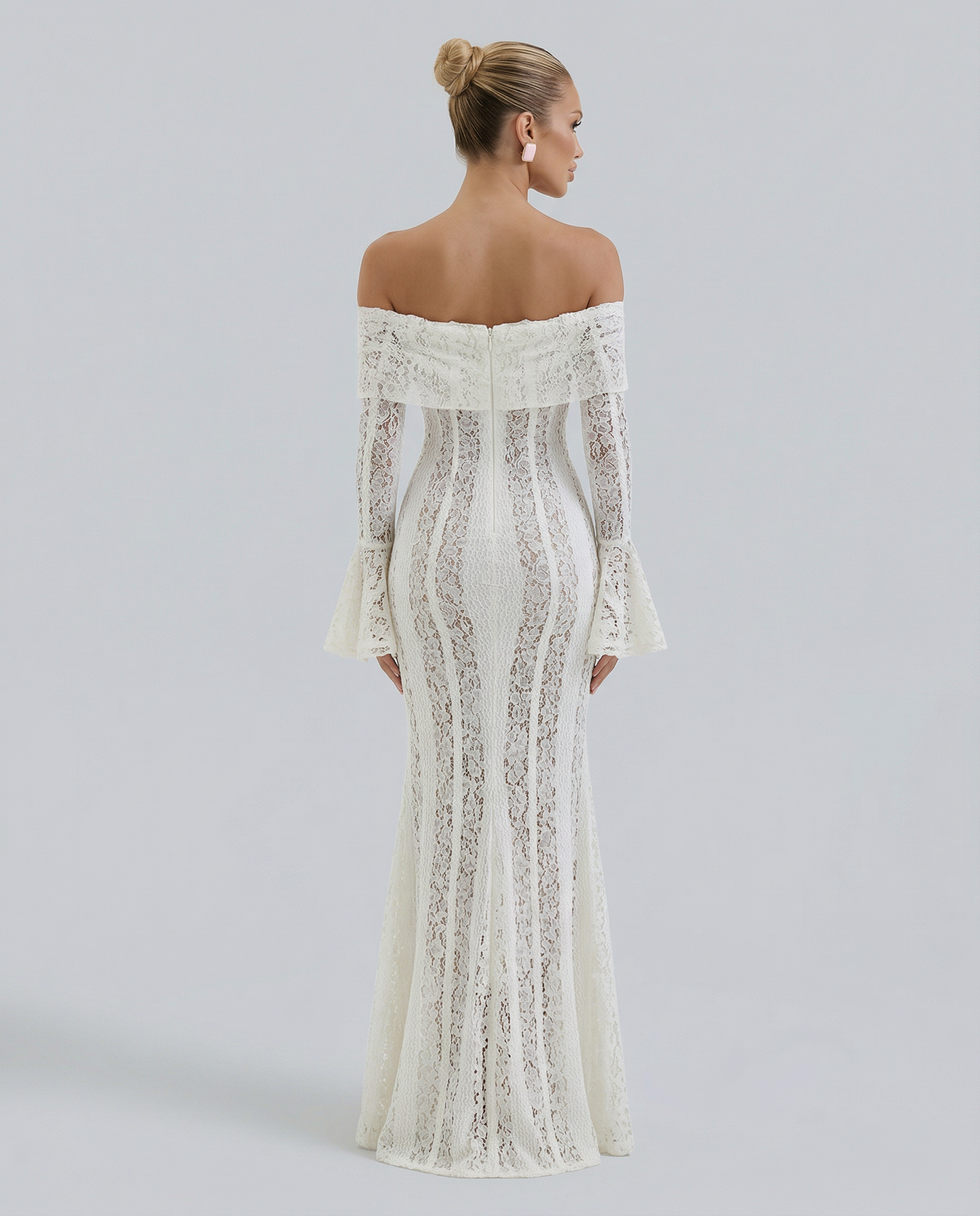 Valentina Moreau | Elegant Lace Maxi Dress For Women