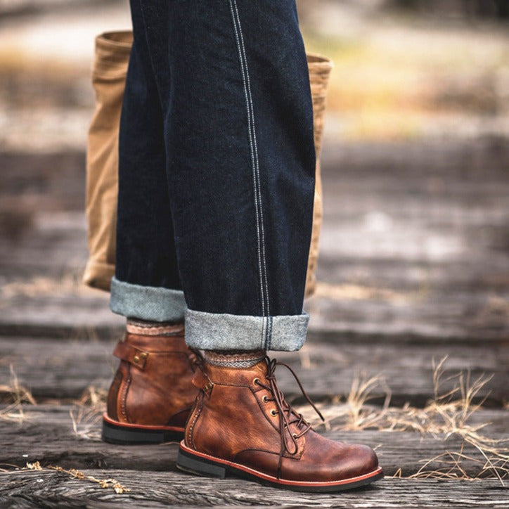 Leonardo Moretti | Vintage Leather Lace-Up Boots For Men
