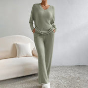 Charlotte Bennett | Ribbed Knit Lounge Set For Women