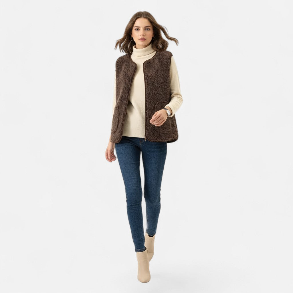ValmontiWomen_sPlushCashmere-BlendVest_2_59fe641a-efb3-4fb8-816a-a9f9cee6e7f1.jpg
