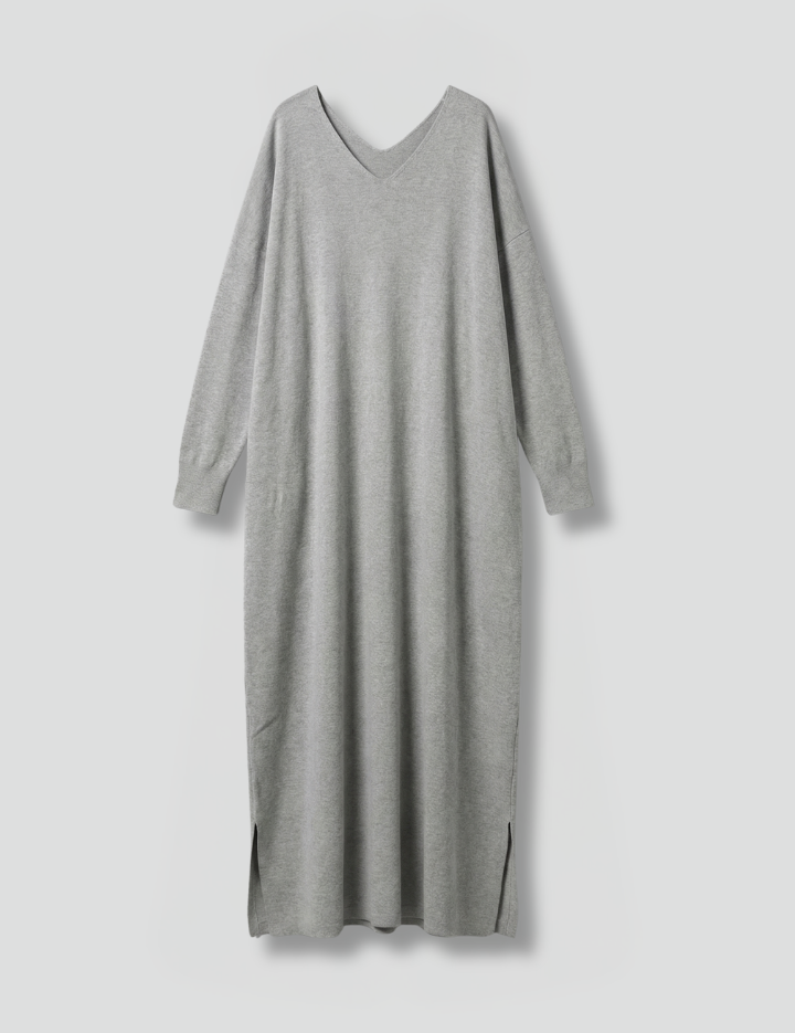 Women_sMaxiDresswithV-NeckandLongSleeves_1_cd72f57c-b8b3-4406-afac-ffd62d6d9cfc.png