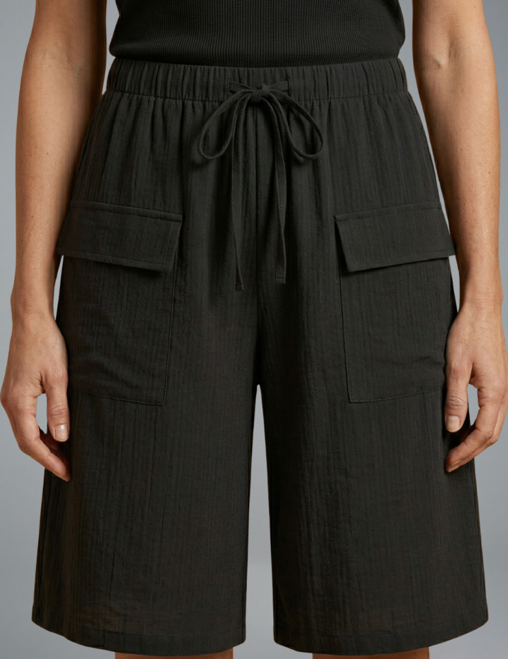 Tara Collins | Relaxed Cargo Shorts For Women