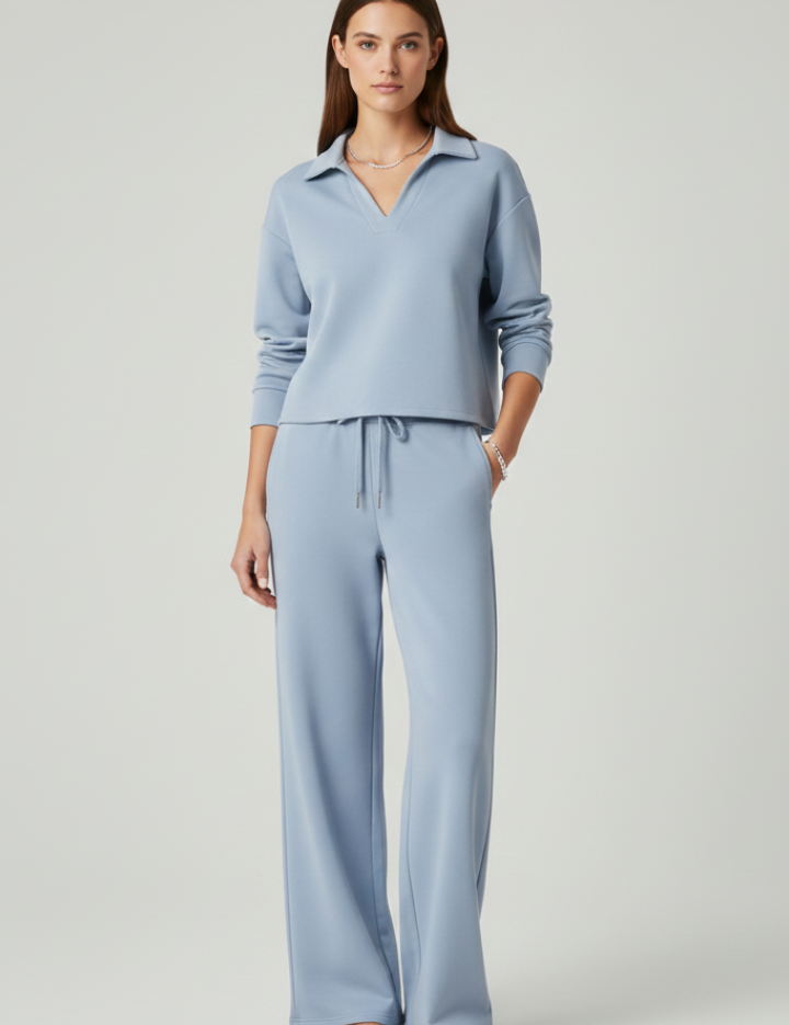 Women_sTwo-PieceSetwithV-NeckTopandWide-LegPants_10.png