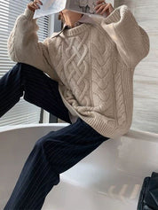 Women's Oversized Cable Knit Sweater — Warm Autumn Jumper