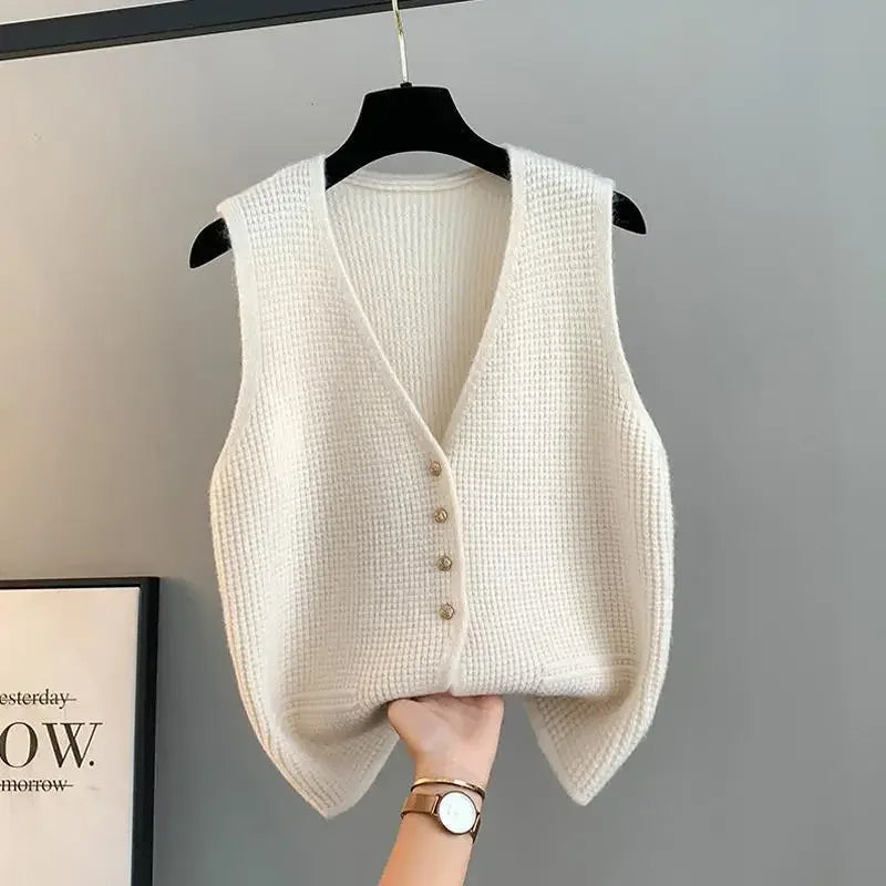 Clara Fontaine | Knitted Vest For Women