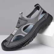 Lachlan Pearce | Brown Closed Toe Mesh Sandals For Men