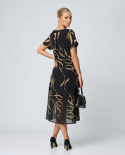 Tara Wyndham | V-Neck Batwing Bow Print Midi Dress For Women